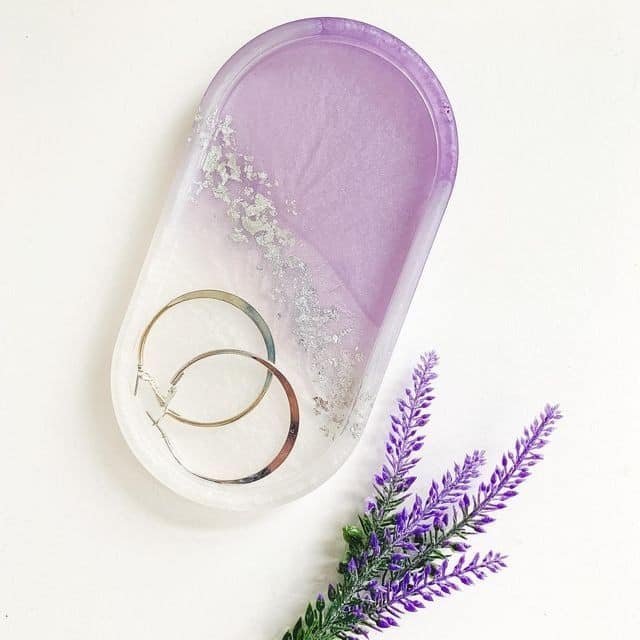 قالب كونكريت والريزين بيضوي الشكل