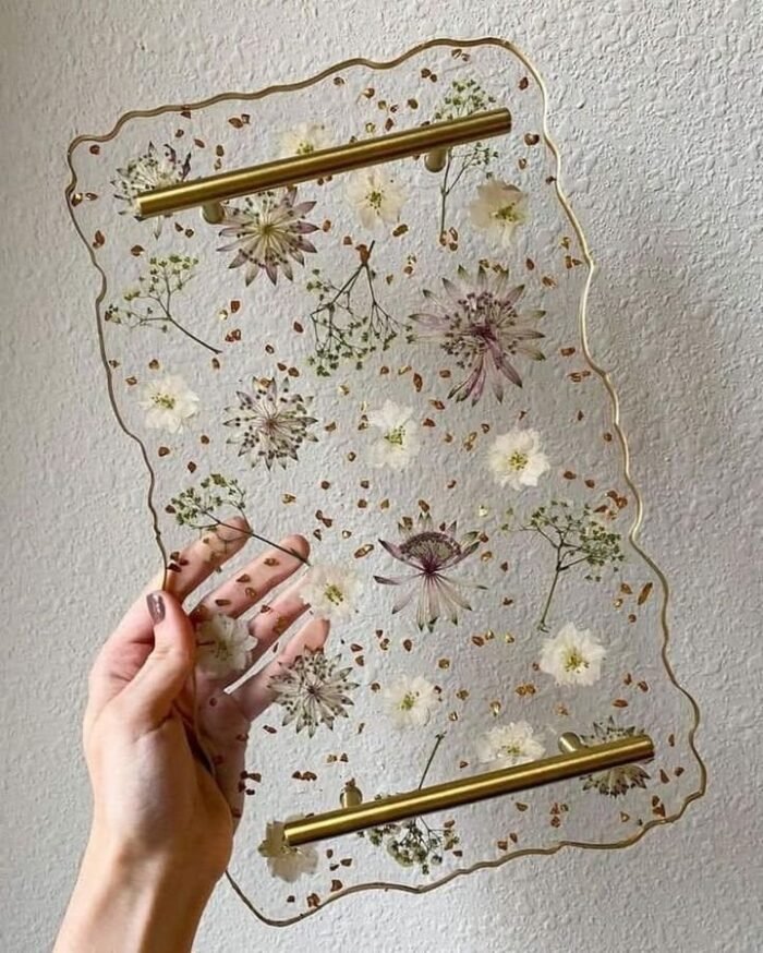 صينية رزين مستطيلة الشكل