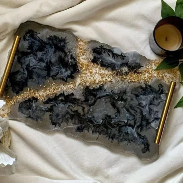 صينية رزين مستطيلة الشكل