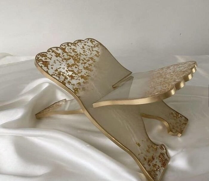 FB_IMG_1725888868020.jpg قالب حامل مصحف