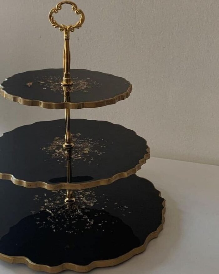 FB_IMG_1726059259272.jpg قالب حامل حلويات