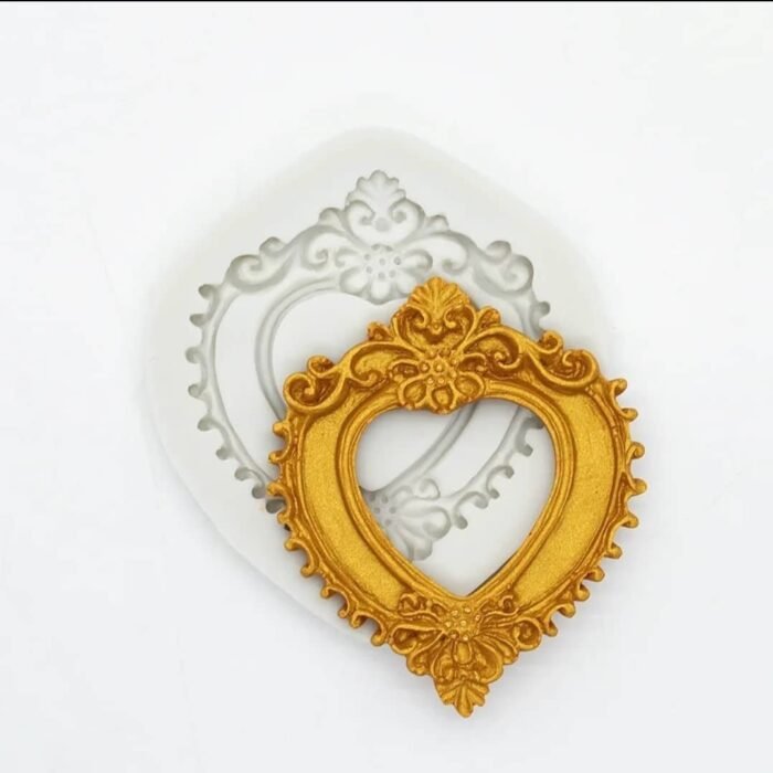 IMG-20240918-WA0003-1.jpg قالب القلب